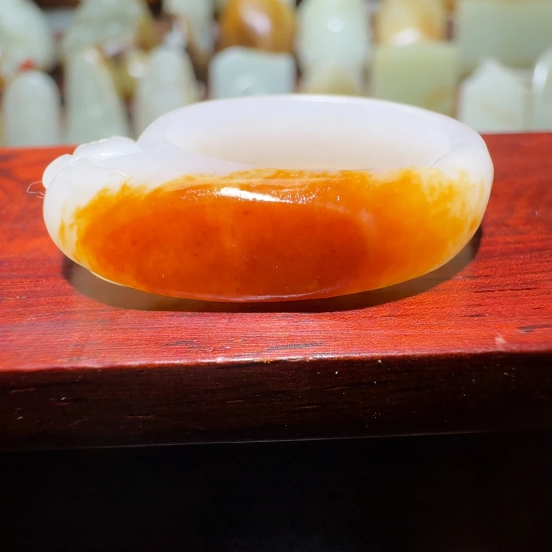 和田玉未镶嵌戒指