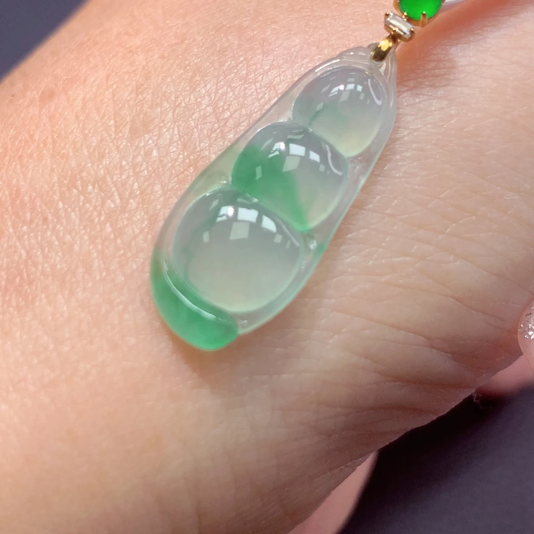 定制翡翠18K金镶嵌翡翠