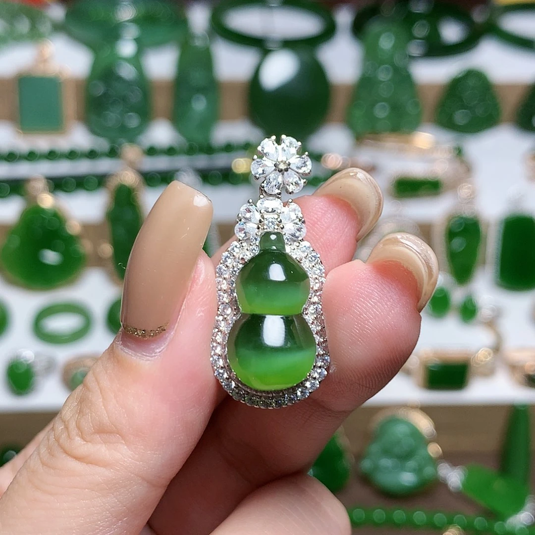 未镶嵌戒指和田玉（碧玉）