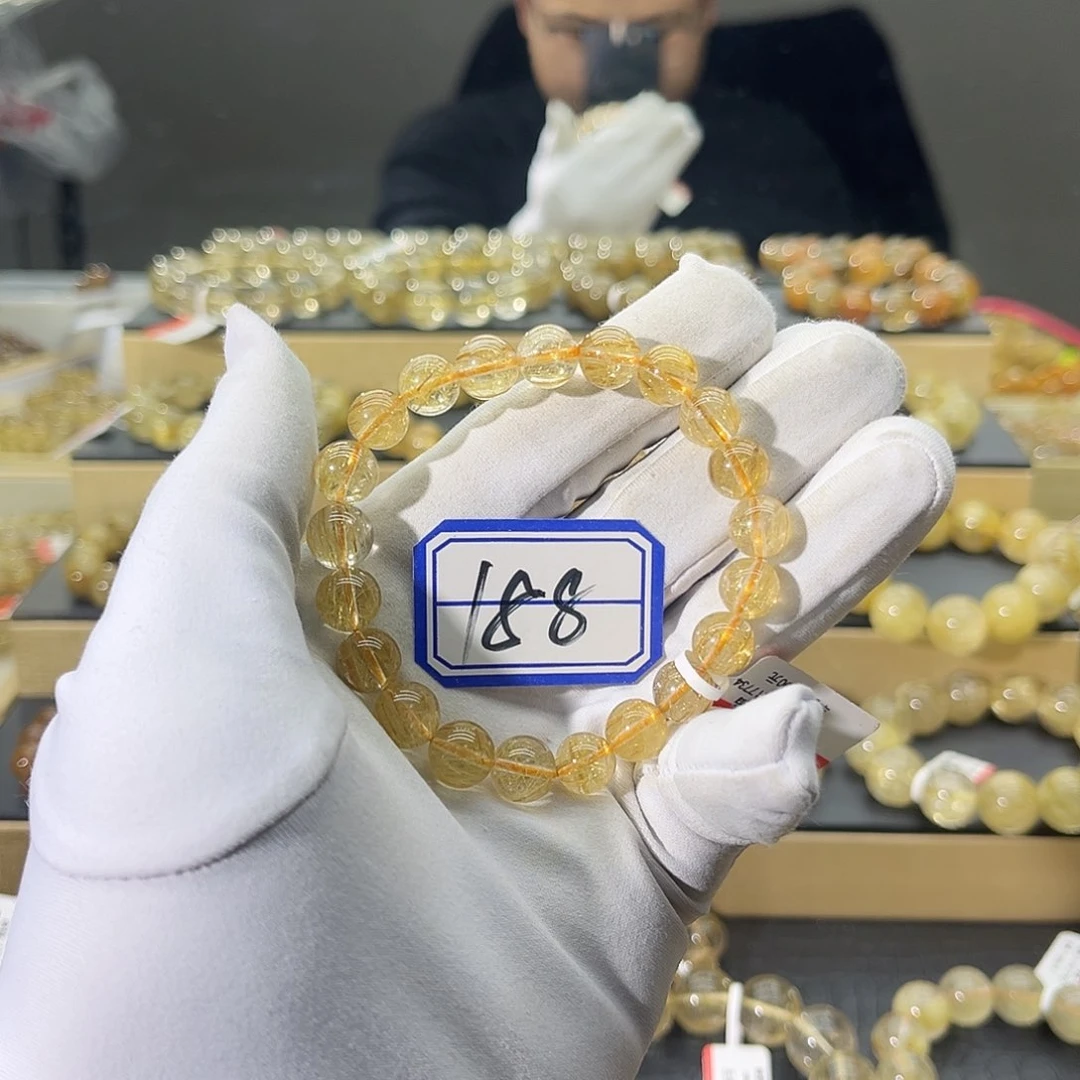 水晶手链未镶嵌最***伤晶莹剔透