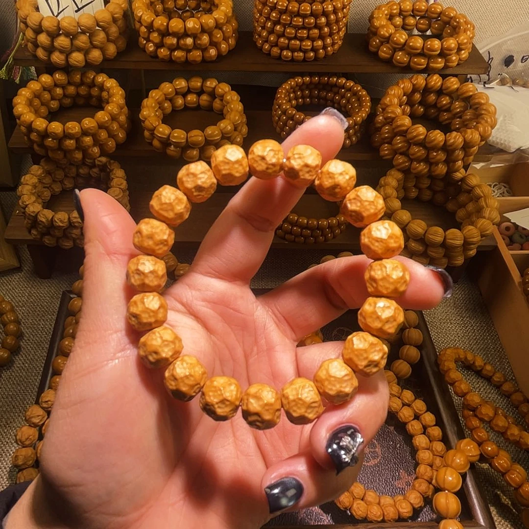 手串猴头核桃无相锤纹，全品无瑕