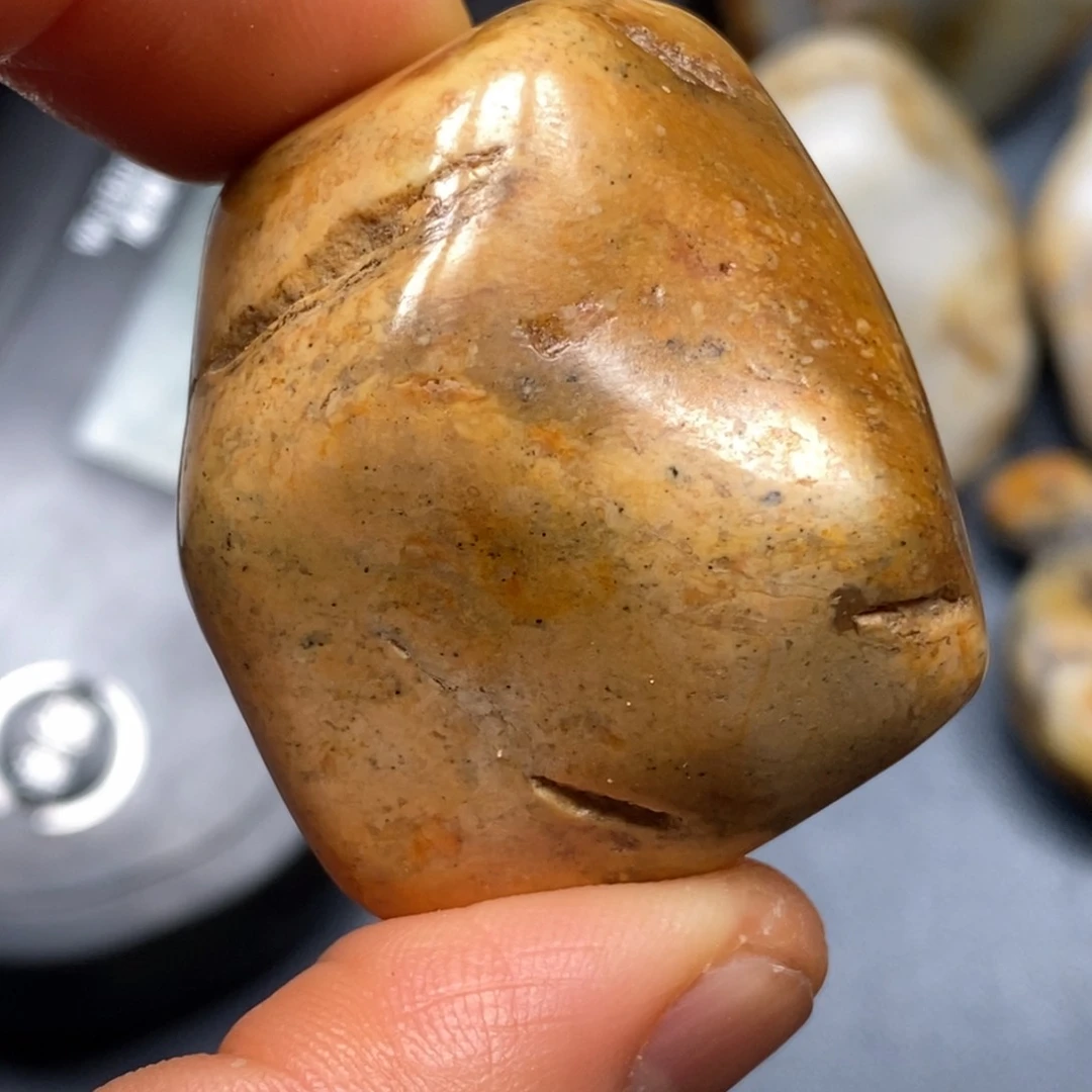 和田玉（糖玉）未镶嵌挂件