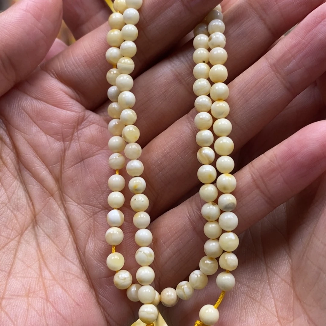 琥珀未镶嵌裸石4.6左右