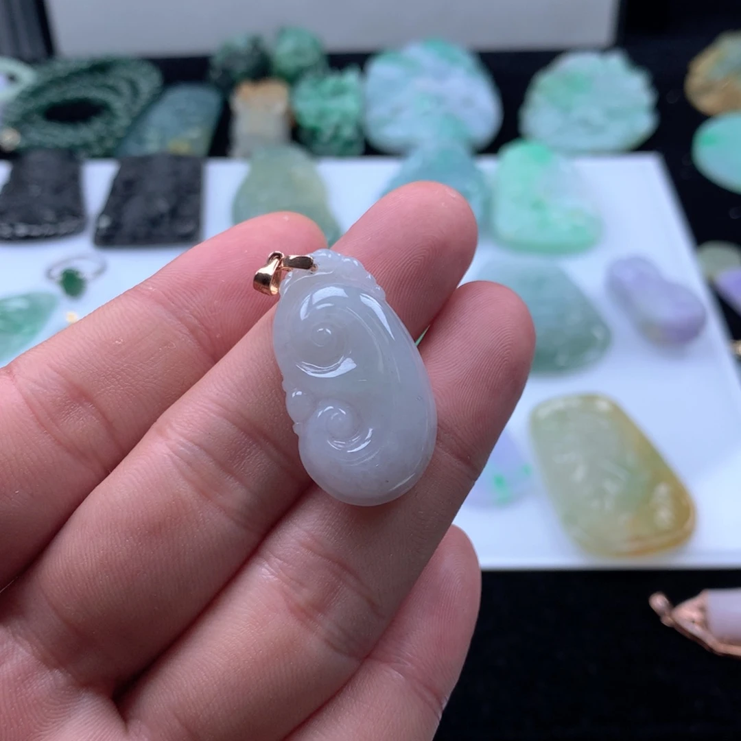翡翠未镶嵌吊坠(不含链)