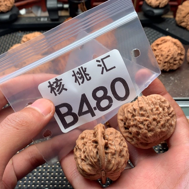 吊坠文玩核桃金麒麟