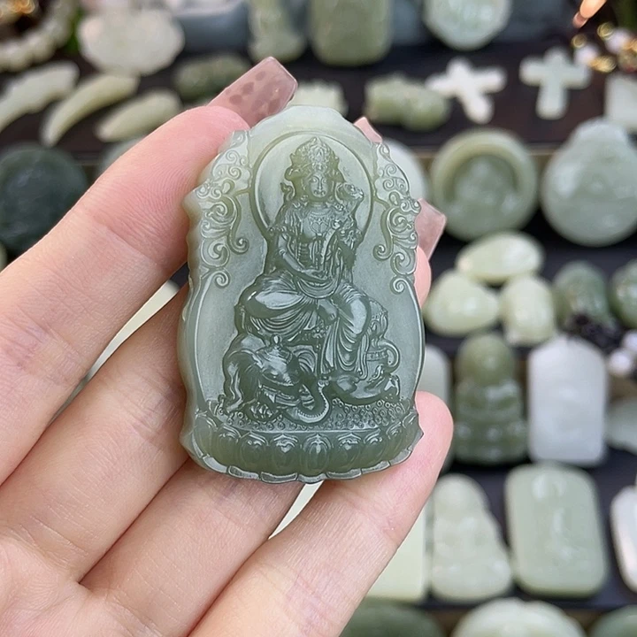 和田玉未镶嵌颈饰