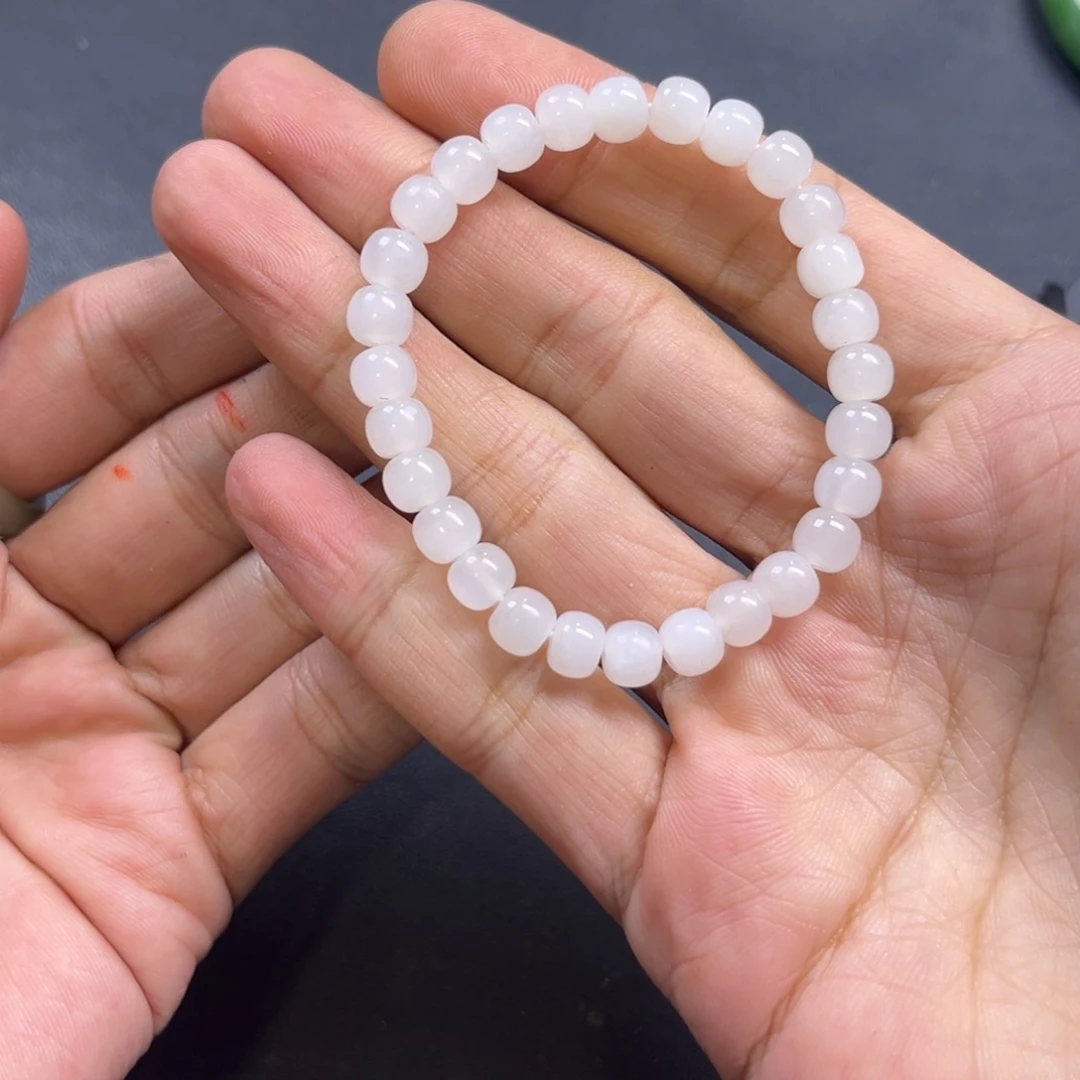 和田玉颈饰未镶嵌幸***?多样性羊脂玉卡7手串货头