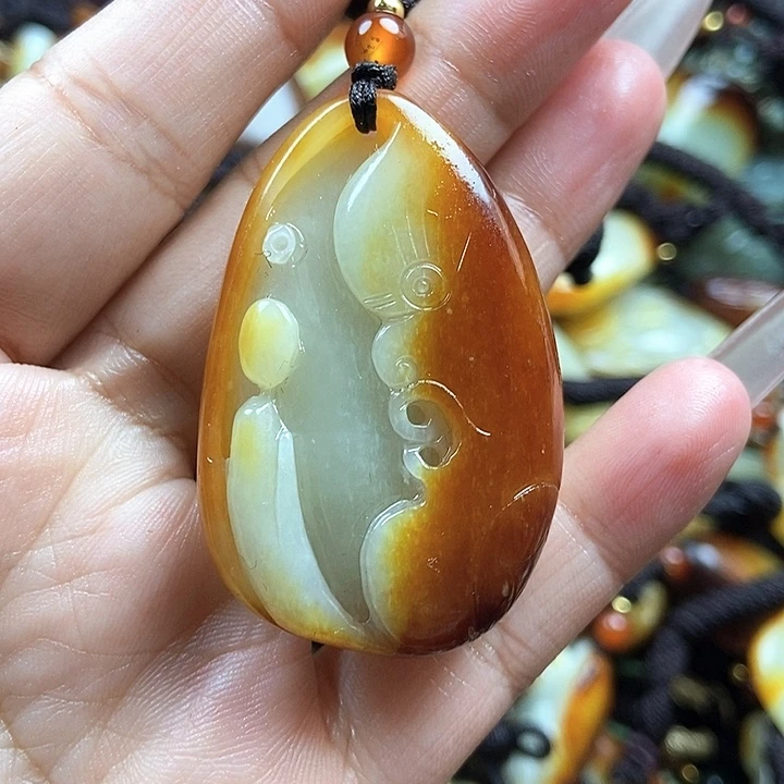 和田玉颈饰未镶嵌