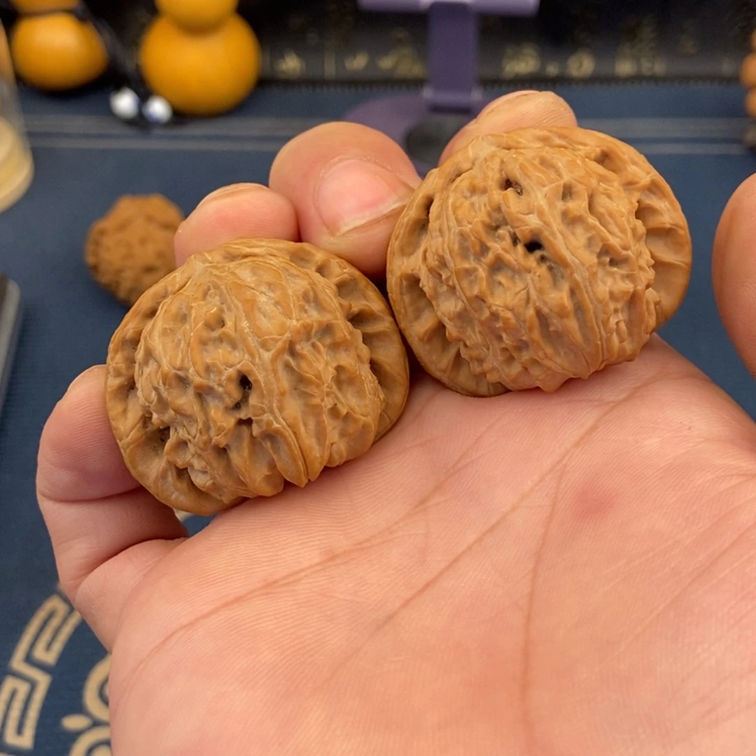 把件文玩核桃球白41尺编号003