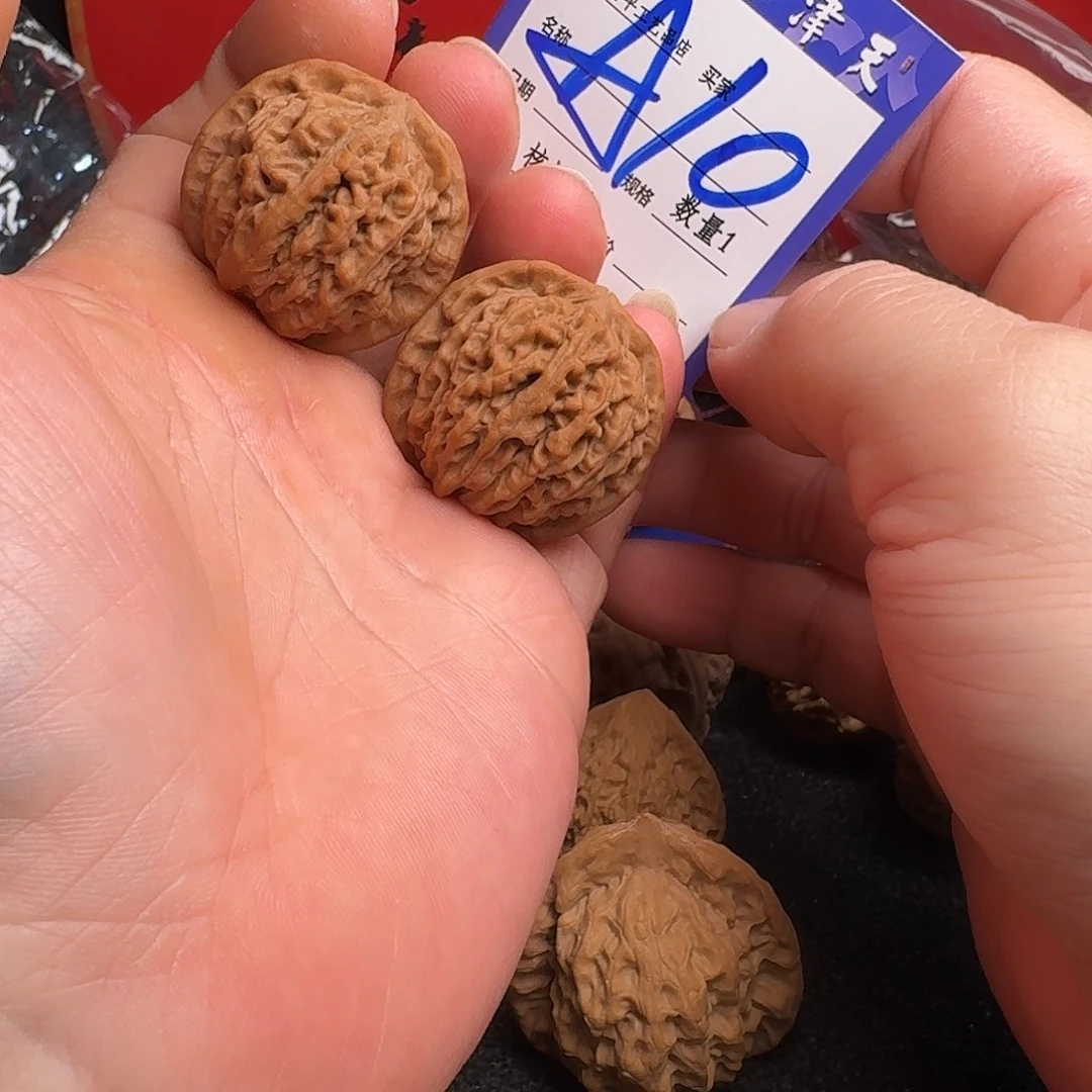 文玩核桃把件34荔技