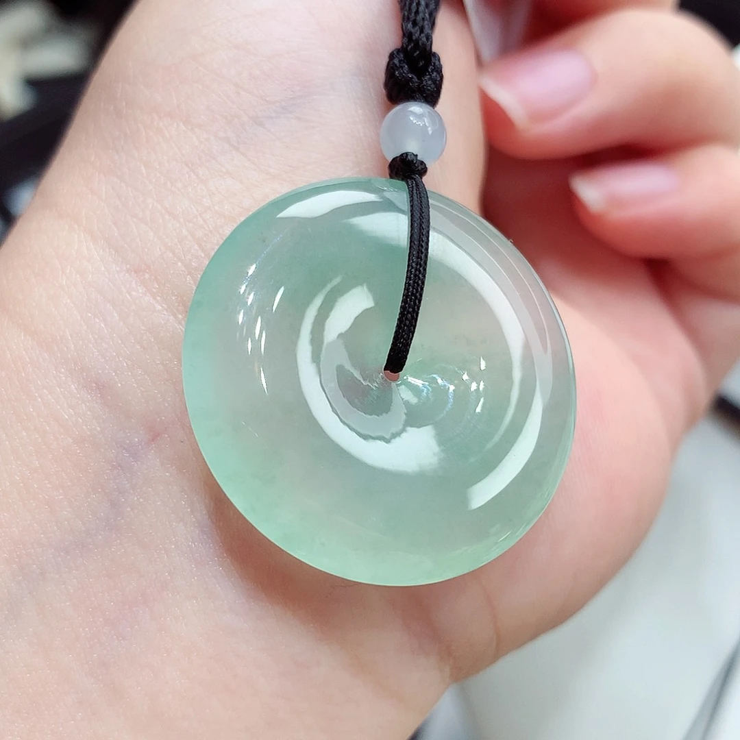 颈饰未镶嵌翡翠翡翠69，30.3/5.6