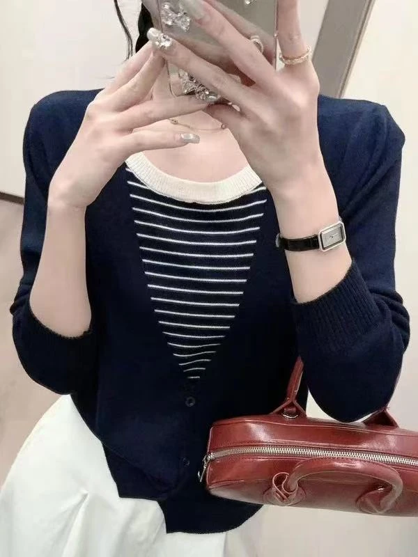 小孟~韩系复古假两件设计感长袖针织衫