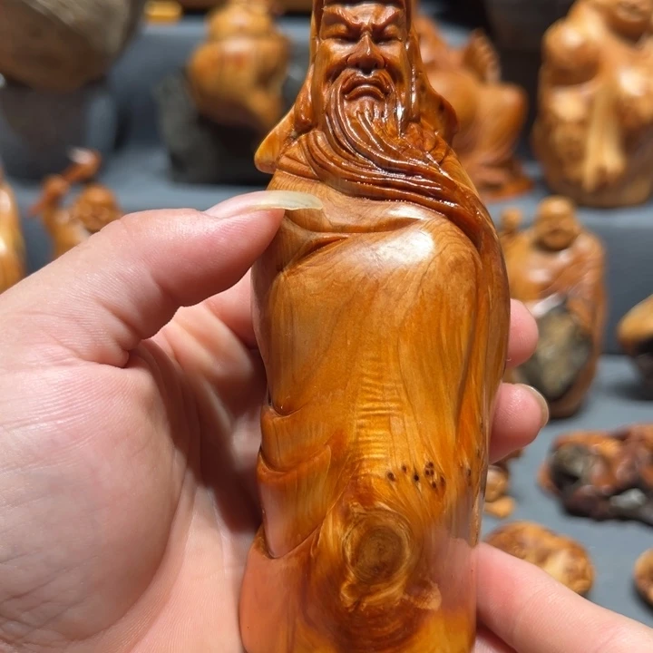 柏木（崖柏）点点关注