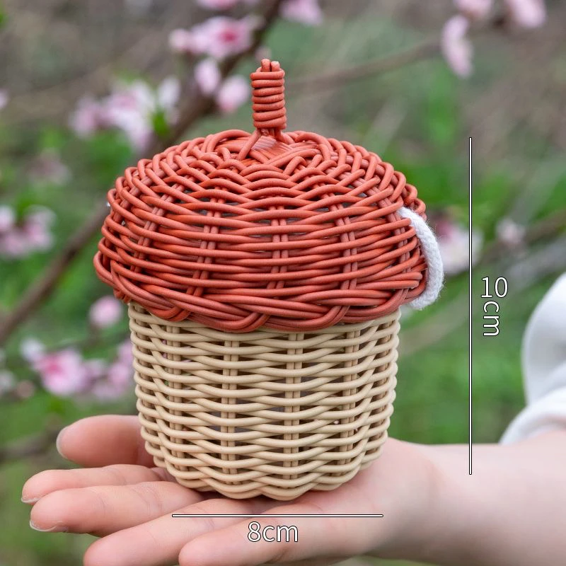 Q56儿童斜挎包松果带盖可爱迷你橡果篮子包手工编织包拍摄道具