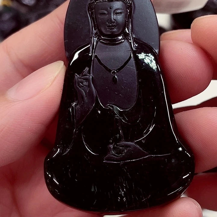 翡翠未镶嵌颈饰先鉴后发一物一证