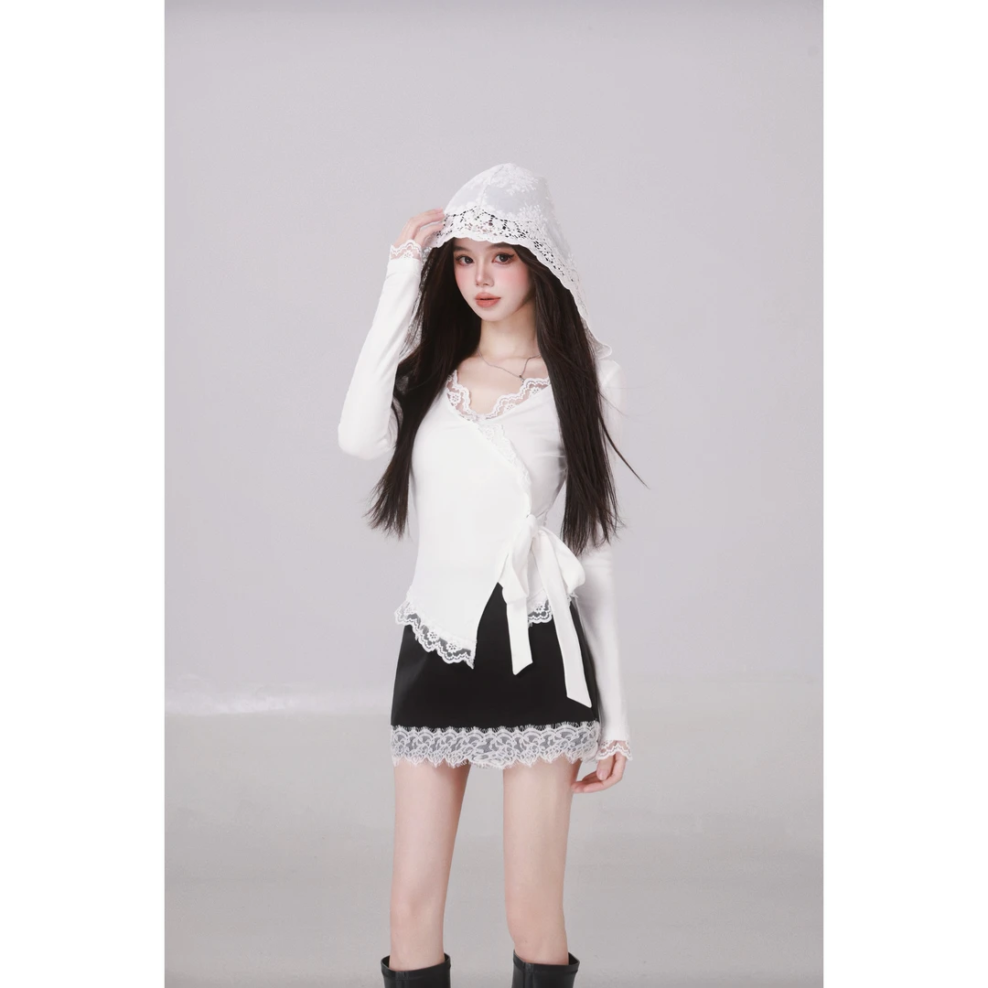 青青-WAHJU【神秘少女】蕾丝连帽修身显瘦收腰辣妹上衣半裙9060W