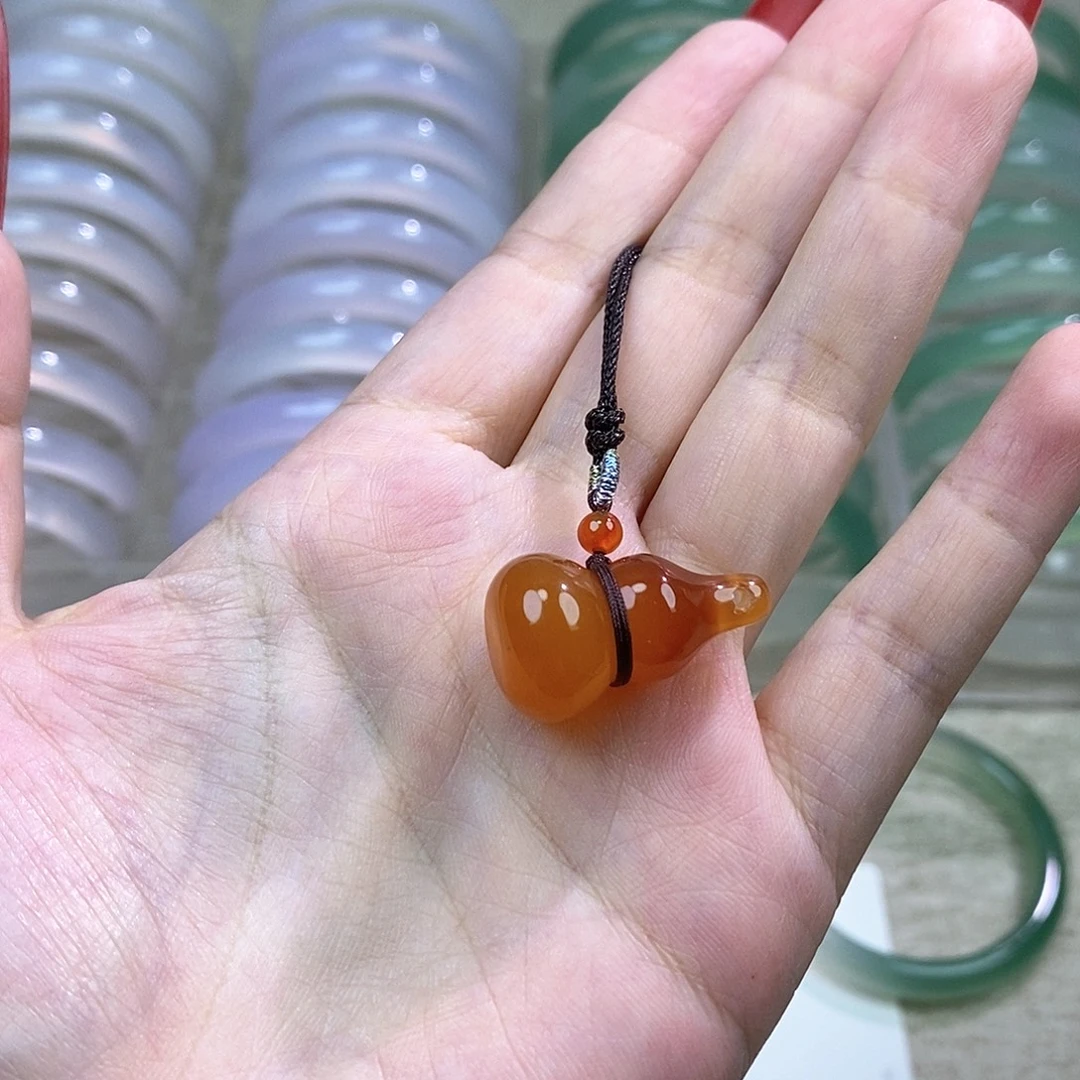 玛瑙/玉髓未镶嵌手镯葫芦