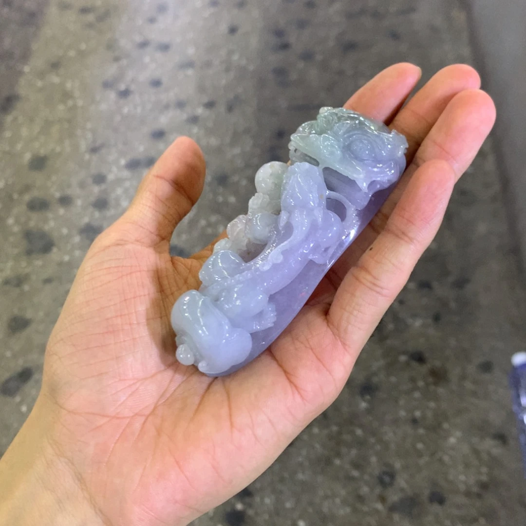 未镶嵌把件翡翠燕*天