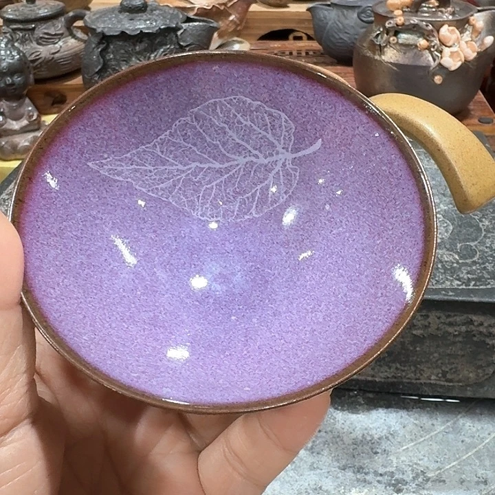 钧***！微瑕一个，瓷。。。品茗瓷