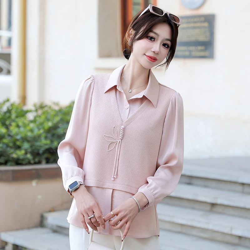 假两件长袖上衣早春新款拼接翻领时尚减龄小衫