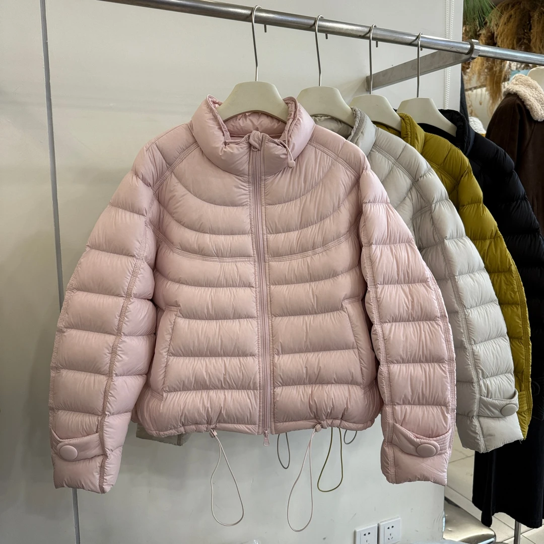 轻薄羽绒服女短款2025秋冬新款慵懒风韩版时尚洋气减龄棉衣外套