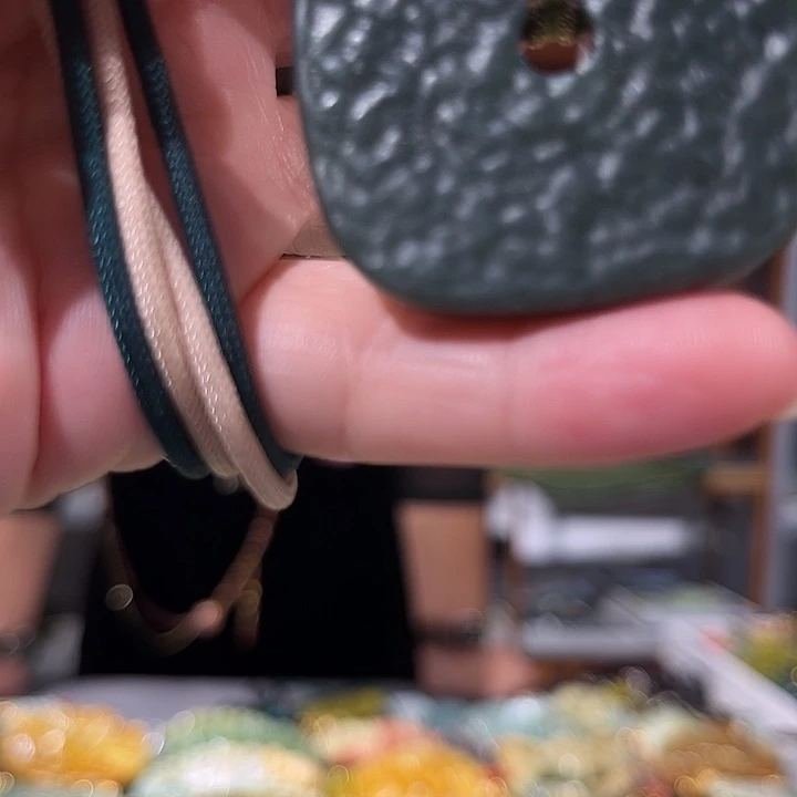 未镶嵌岫玉毛衣链