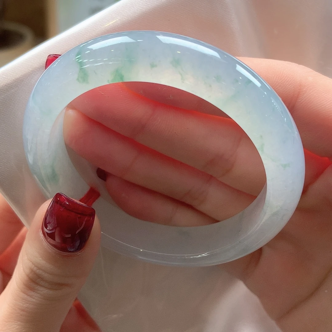 翡翠未镶嵌手镯白冰飘花淡雅46号