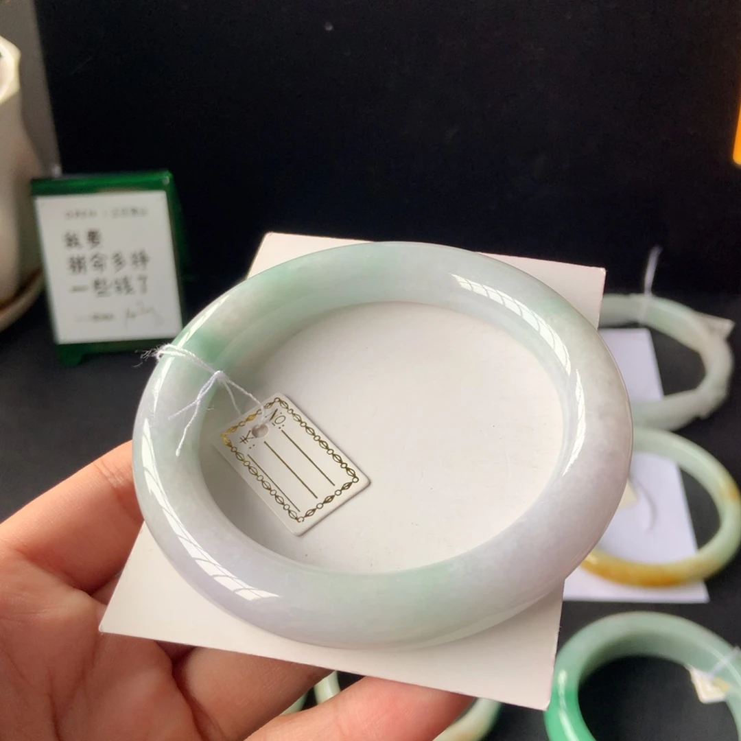 翡翠手镯未镶嵌8号48小时鉴赏期