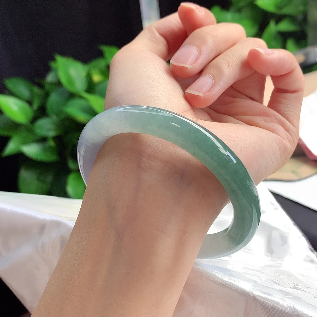 未镶嵌手镯翡翠58-59圈口冰湖绿半山水显白显气质捡漏9号
