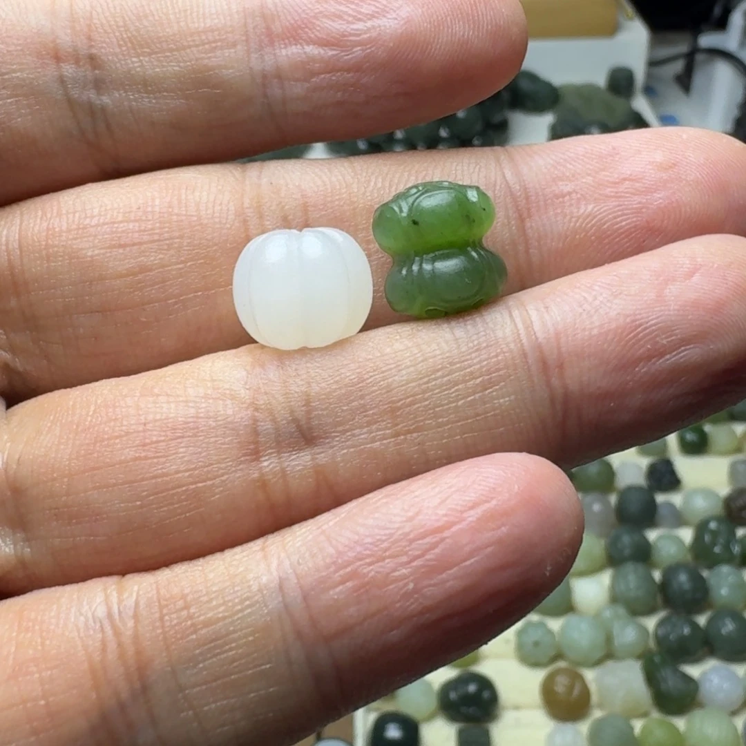用***1和田玉未镶嵌珠宝半成品和田玉白玉南瓜+碧玉莲花