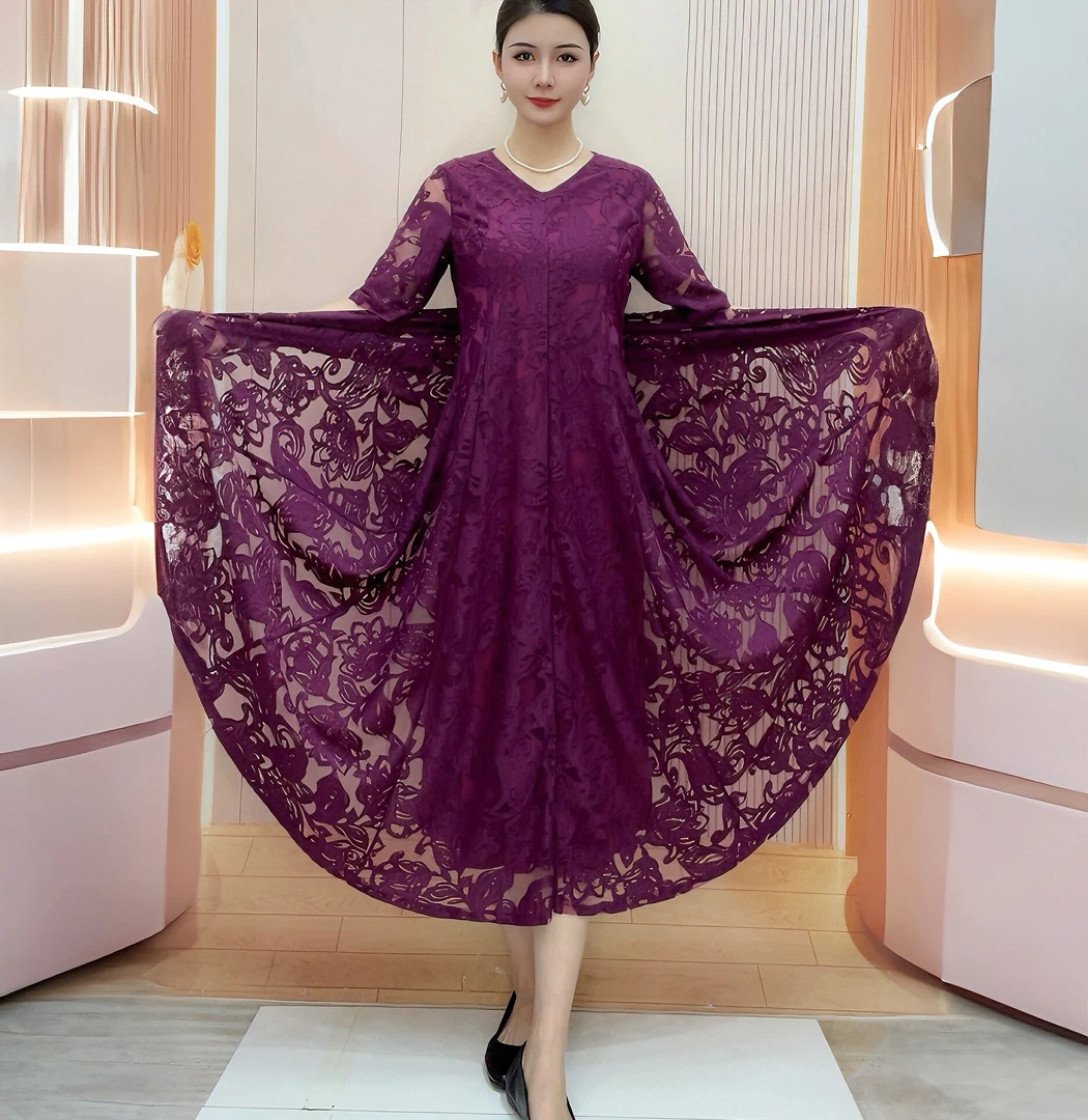 2025夏季新款阔太太长裙时尚气质v领中袖修身显瘦刺绣剪花大摆裙