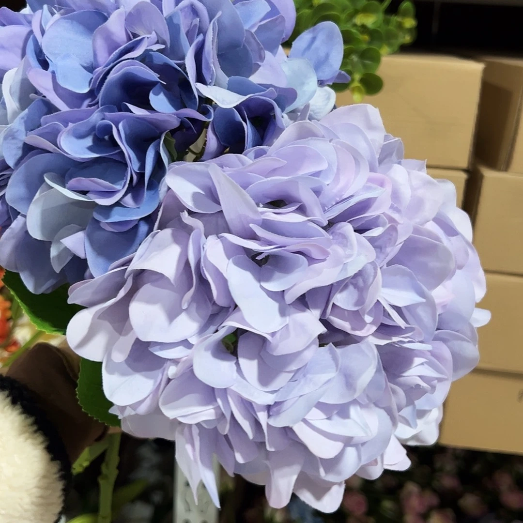 2枝混色手感紫色绣球花。