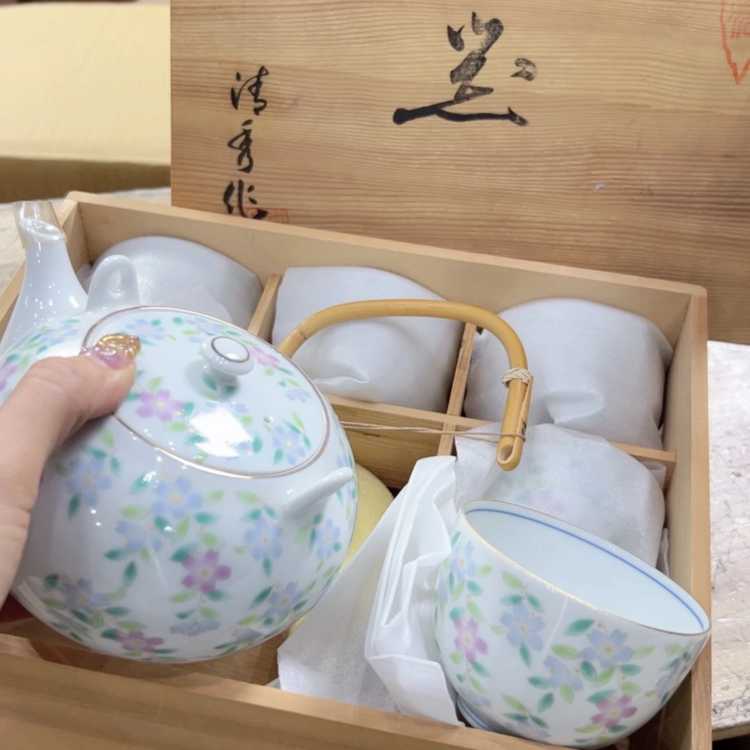 瓷片陶瓷的发展和艺术成就