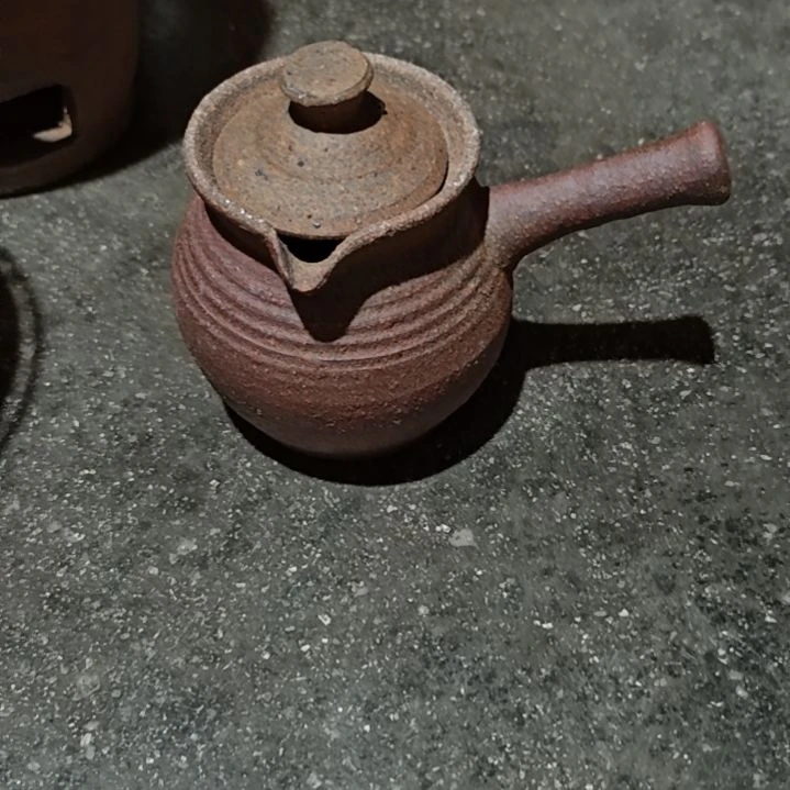粗陶烤茶罐侧把壶