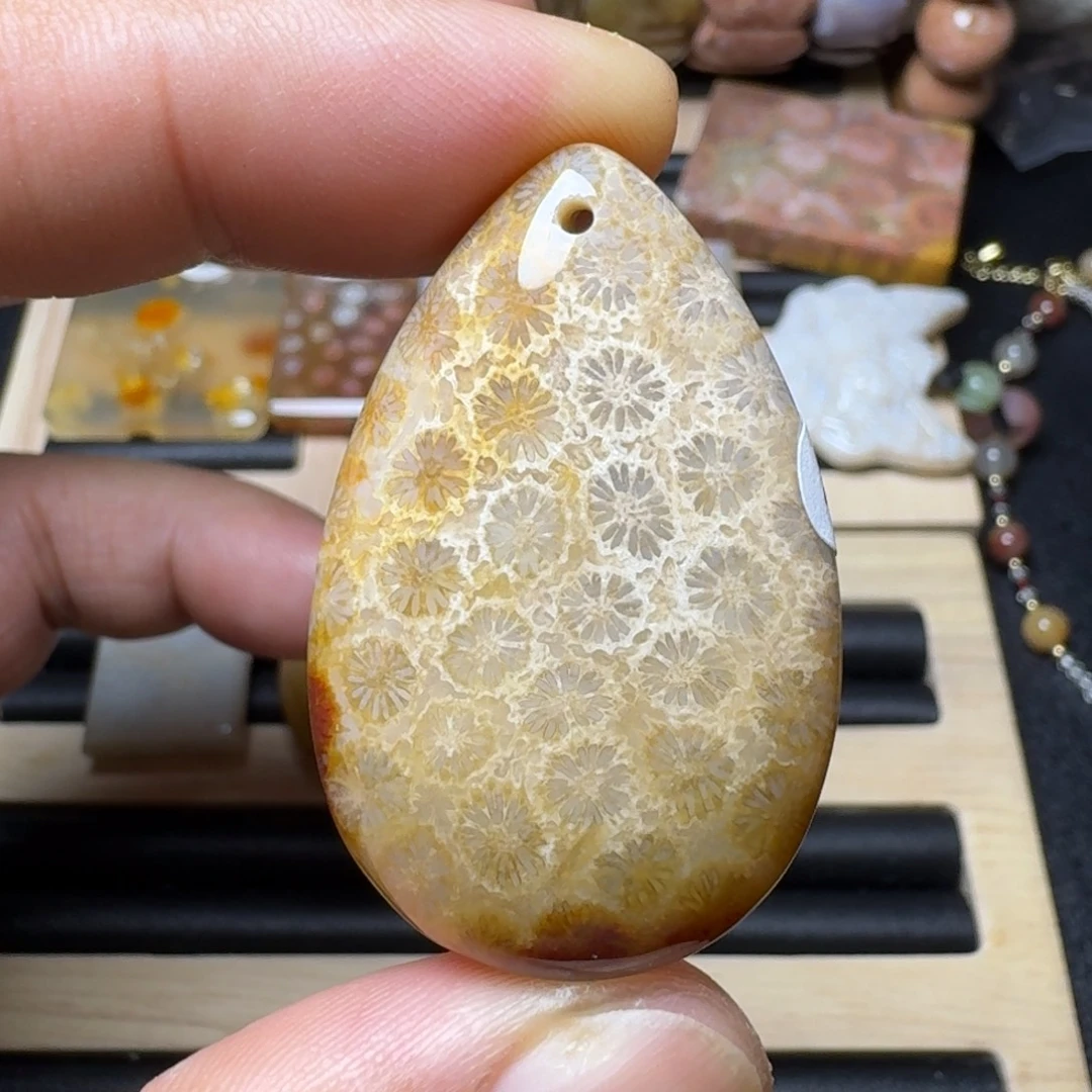 硅化玉未镶嵌纯天然色有机玉石保真色