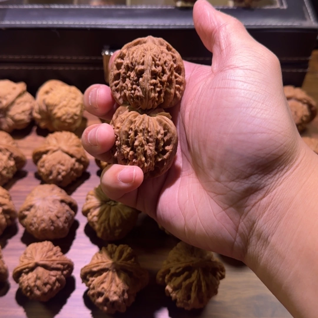 吊坠文玩核桃全品四座楼红皮