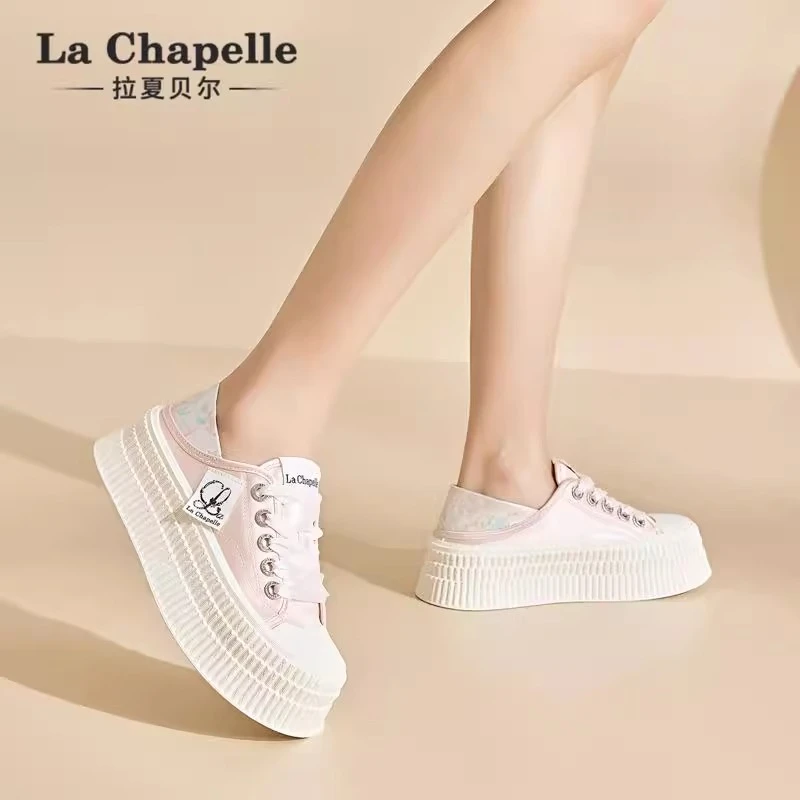 拉夏贝尔厚底小众设计感休闲板鞋女2025春季新款厚底新中式小白鞋