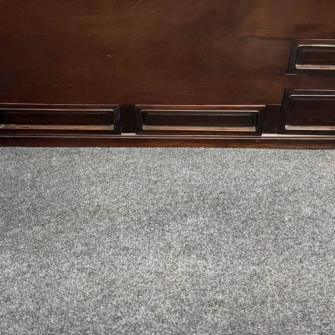 幽***间移动核桃木红木家具的设计风格