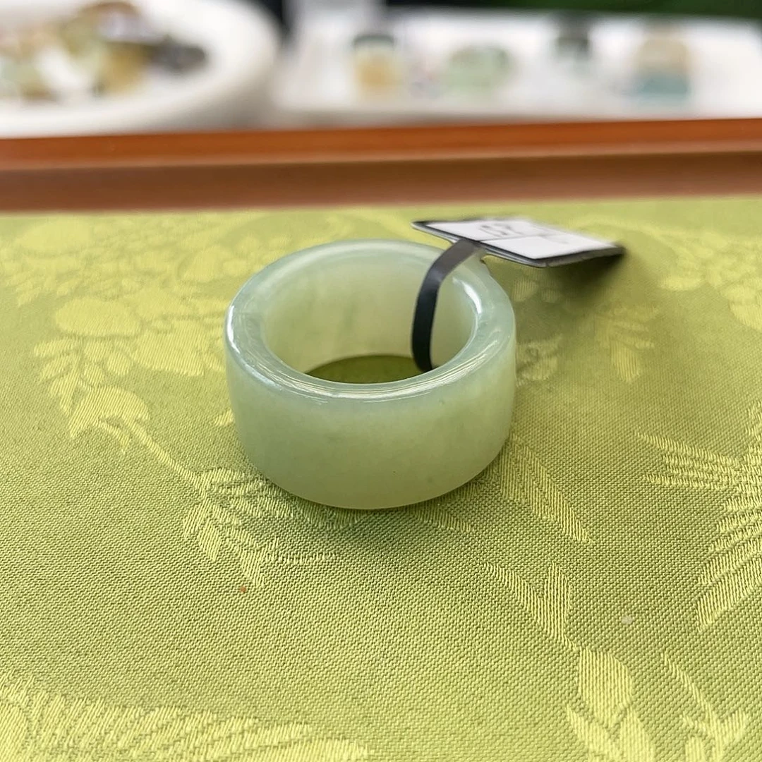 未镶嵌戒指和田玉c61 飘翠圆切16.4