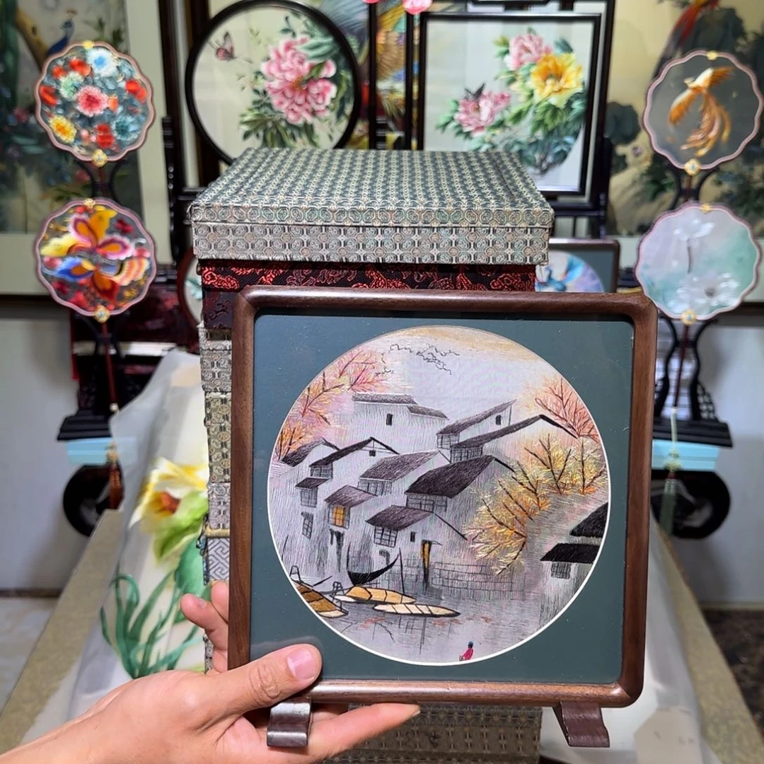 刺绣刺绣工艺精湛