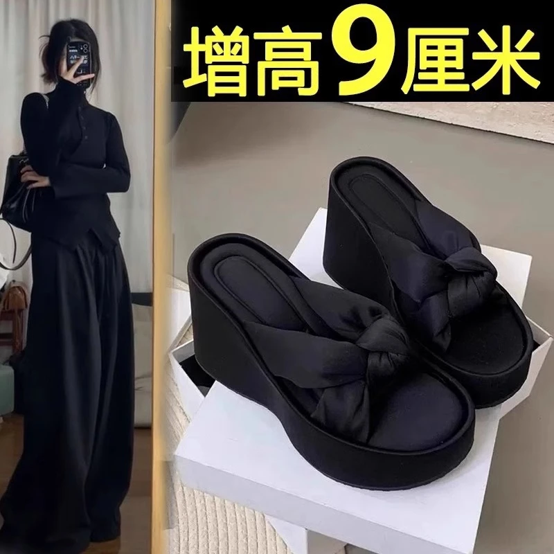 小个子厚底高跟拖鞋女夏外穿2025新款坡跟一字拖增高显瘦沙滩凉鞋