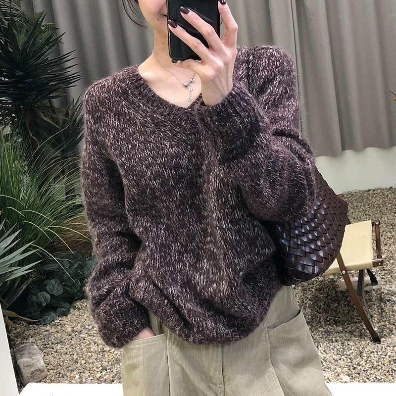 2025秋季套头v领针织衫女高级感软糯减龄宽松显瘦马海毛长袖上衣