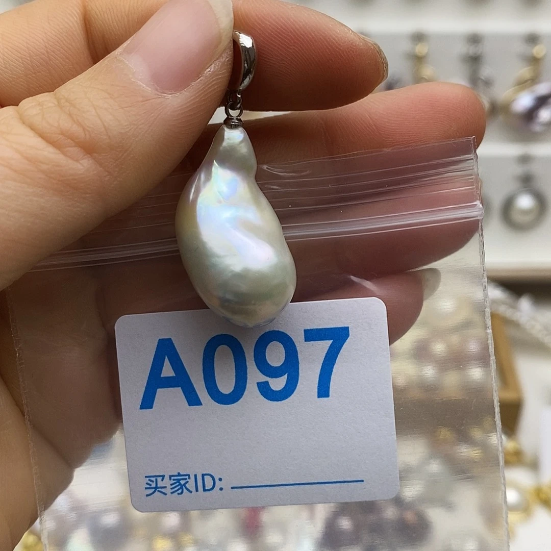 颈饰未镶嵌淡水珍珠