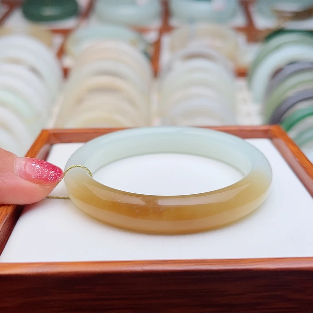 和田玉未镶嵌手镯50.6