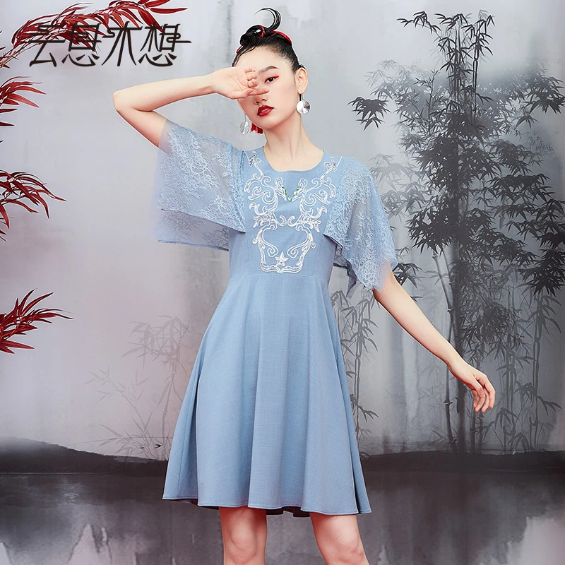 云思木想2023夏季新款设计感重工绣花蕾丝拼接气质连衣裙10507