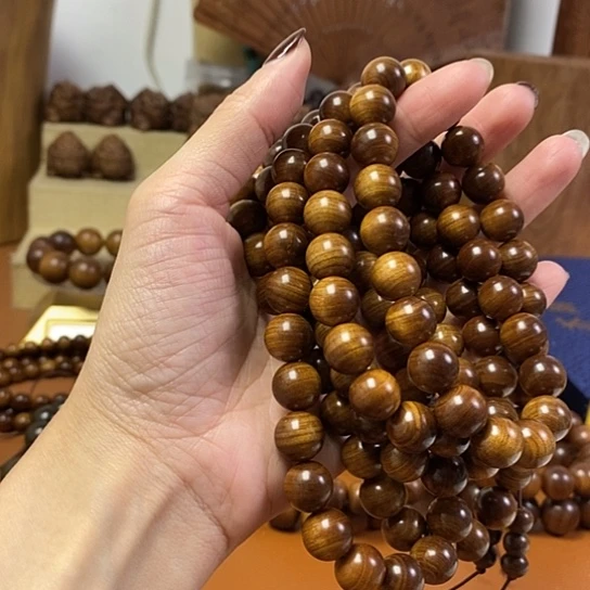 老山檀香黑肉沉水1.2/108颗