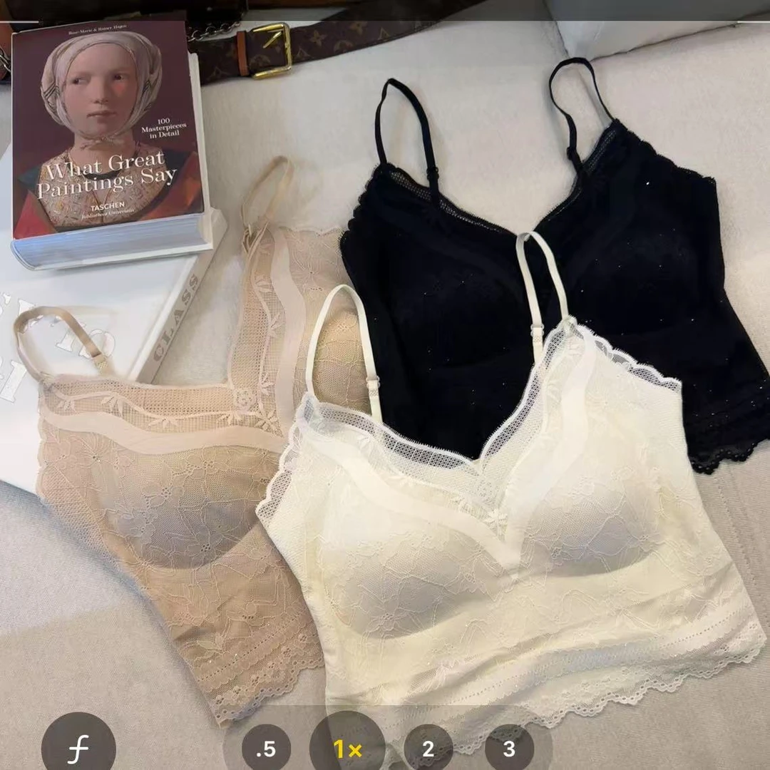 玳妮【点胶花瓣美背】春季 细肩带蕾丝花边一体杯拼接背心 无痕内衣