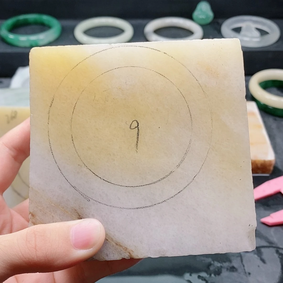 【闪购商品】石英质玉手镯未镶嵌s**e定制