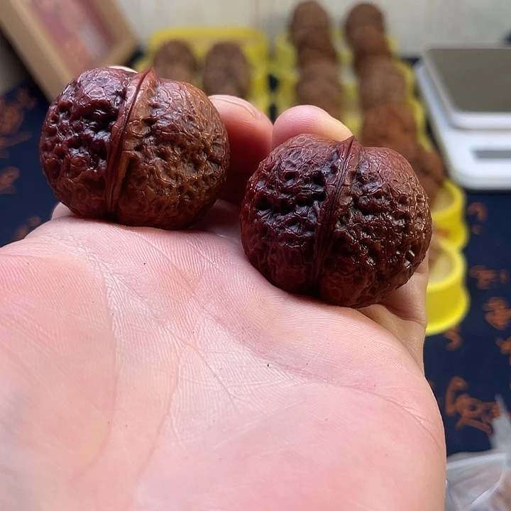 把件文玩核桃6七彩奶酪元宝38