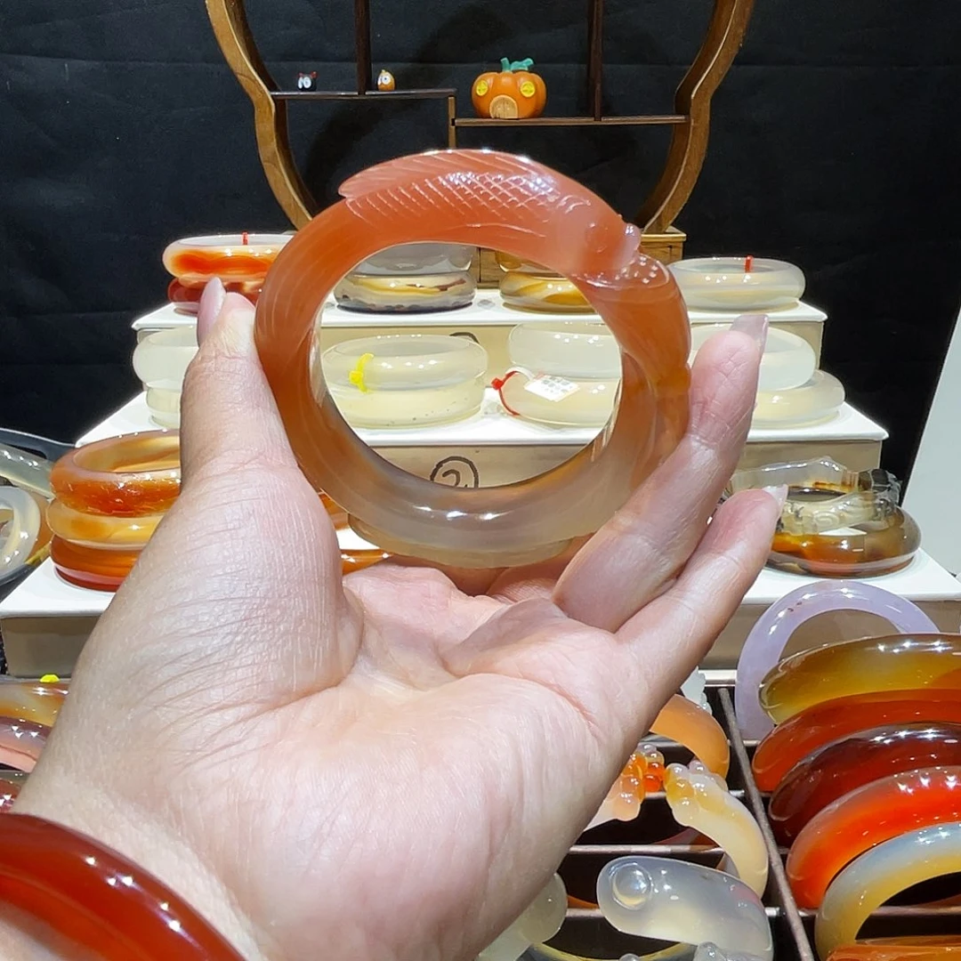 玛瑙/玉髓未镶嵌手镯